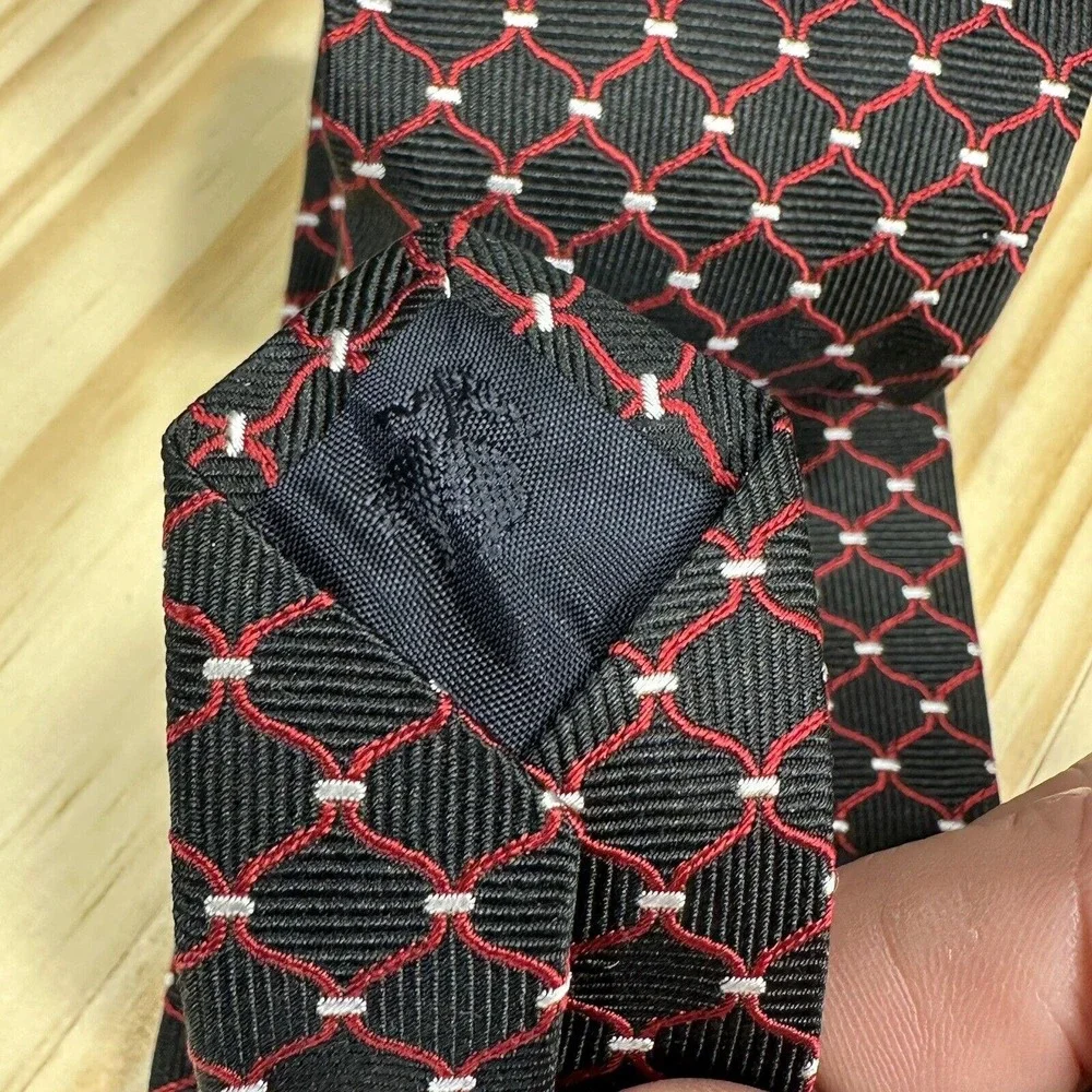 Brooks Brothers “346” Geometric Print Necktie 100%‎ Silk Means Tie